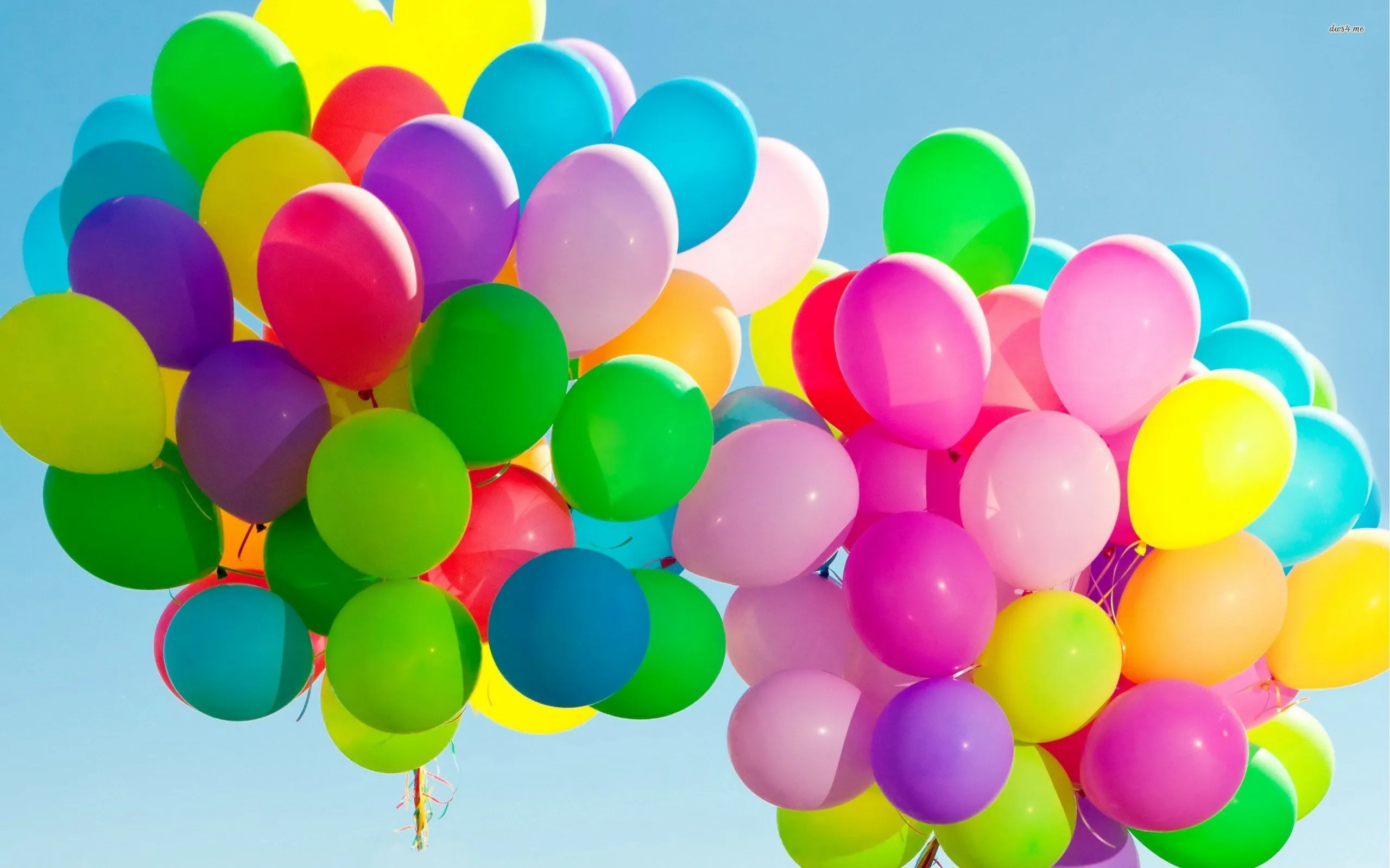100 Mix Coloured Balloons