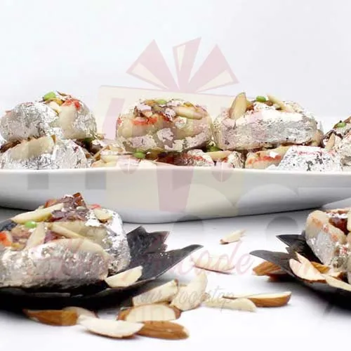 1kg Kaju Katli With Arabi Halwa
