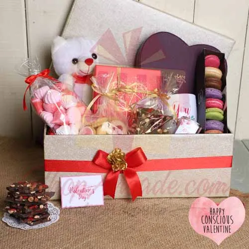 Grand Gesture Of Love Hamper By Lals