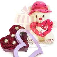 choc-rose-heart-with-teddy